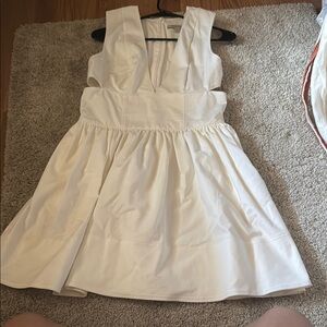 Banana Republic Cream Pleated V-Neck Mini Dress